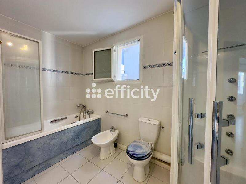 Appartement - 130 m² - 5 pièces