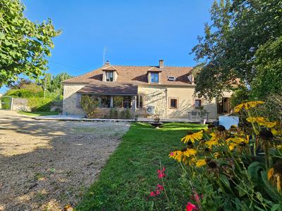 Maison - 160 m² - 6 pièces