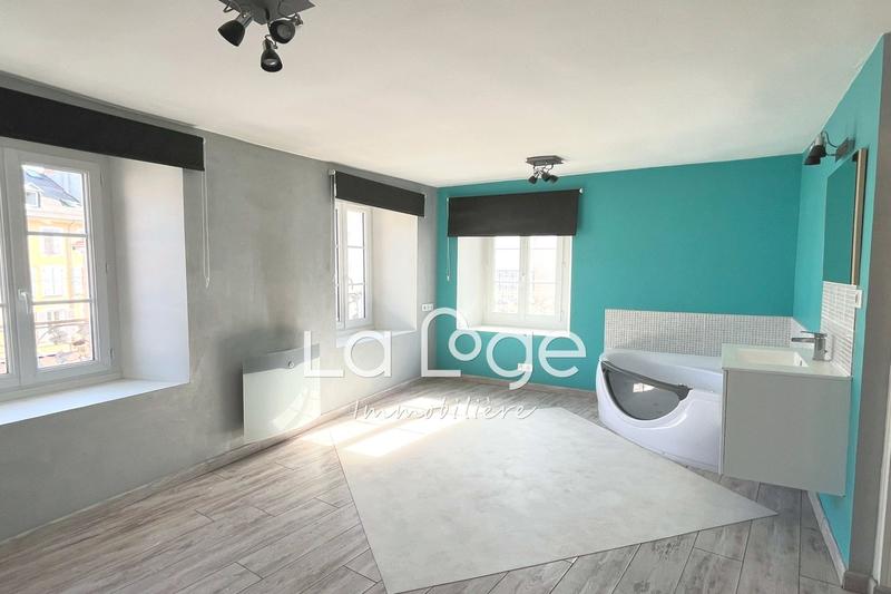 Appartement - 84 m² - 4 pièces