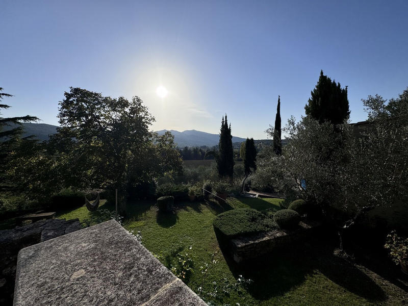 Maison - 364 m² - 11 pièces