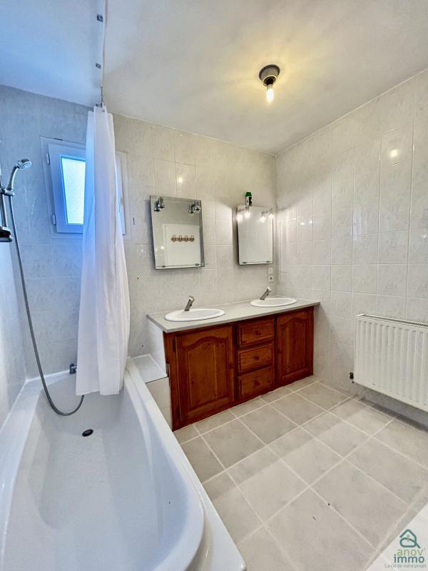 Maison - 94 m² - 4 pièces