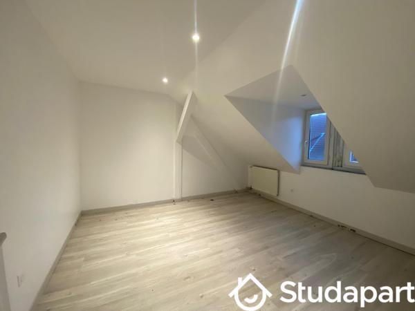 Chambre - 12 m² - 1 pièce