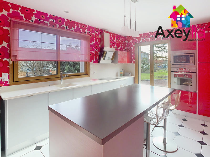 Maison - 152 m² - 5 pièces