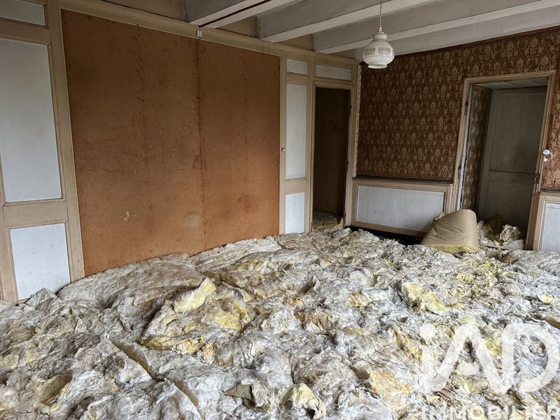 Maison de village - 680 m² - 10 pièces