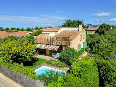 Maison - 127 m² - 6 pièces