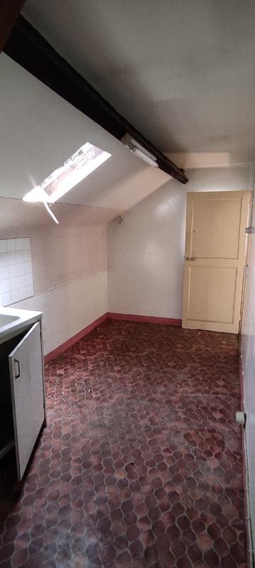 Maison - 166 m² - 8 pièces