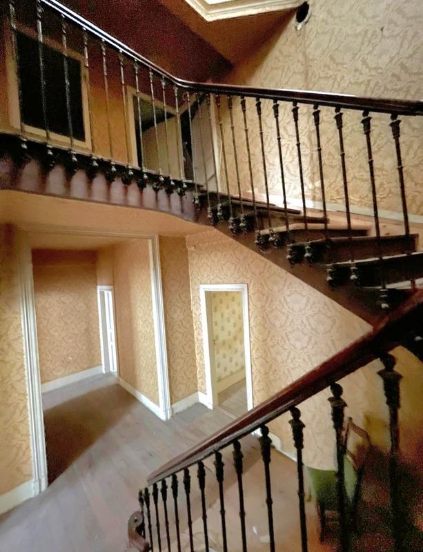 Immeuble - 616 m² - 15 pièces