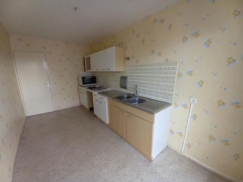 Appartement - 80 m² - 4 pièces