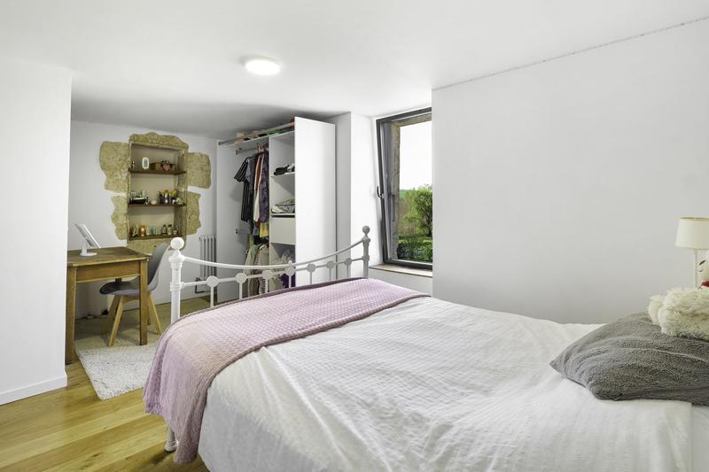 Maison - 198 m² - 7 pièces