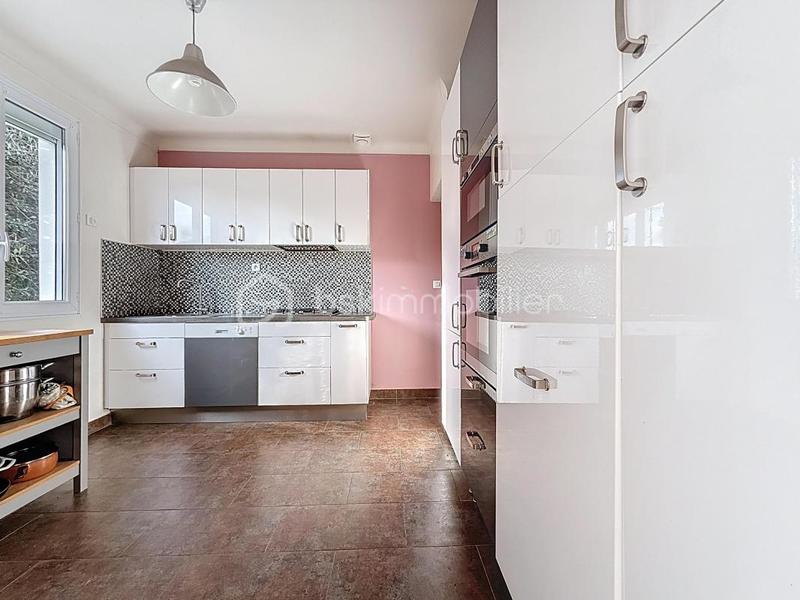 Maison - 122 m² - 6 pièces