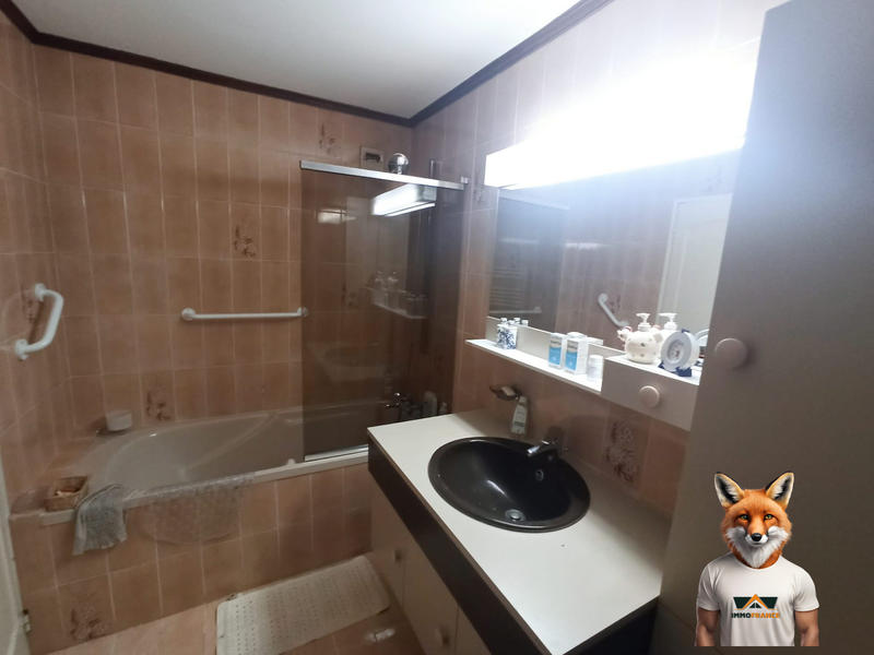 Appartement - 105 m² - 6 pièces