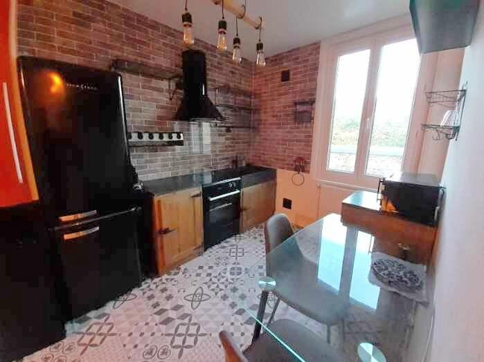 Maison - 69 m² - 4 pièces