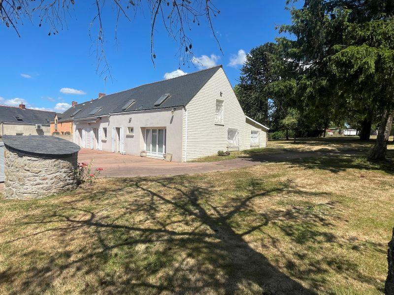 Maison traditionnelle - 125 m² - 7 pièces