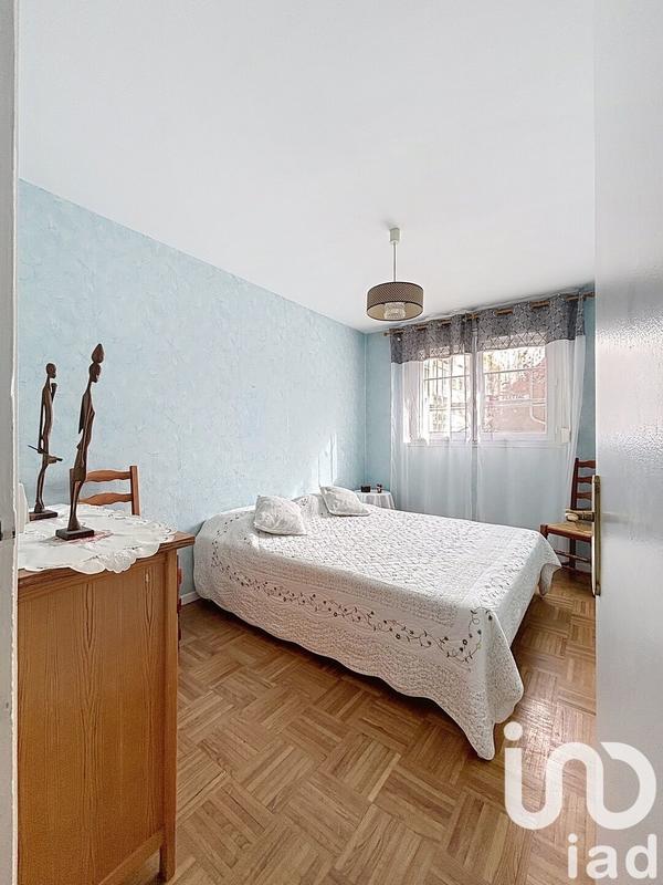 Appartement - 90 m² - 6 pièces