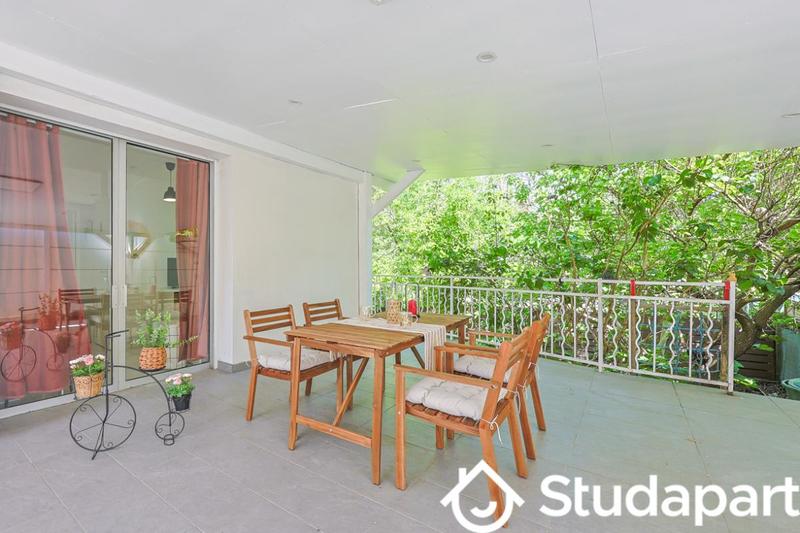 Chambre - 10 m² - 1 pièce