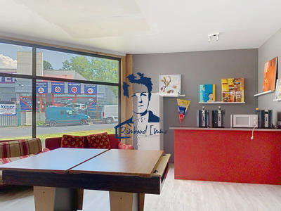 Local d'activités - 300 m²