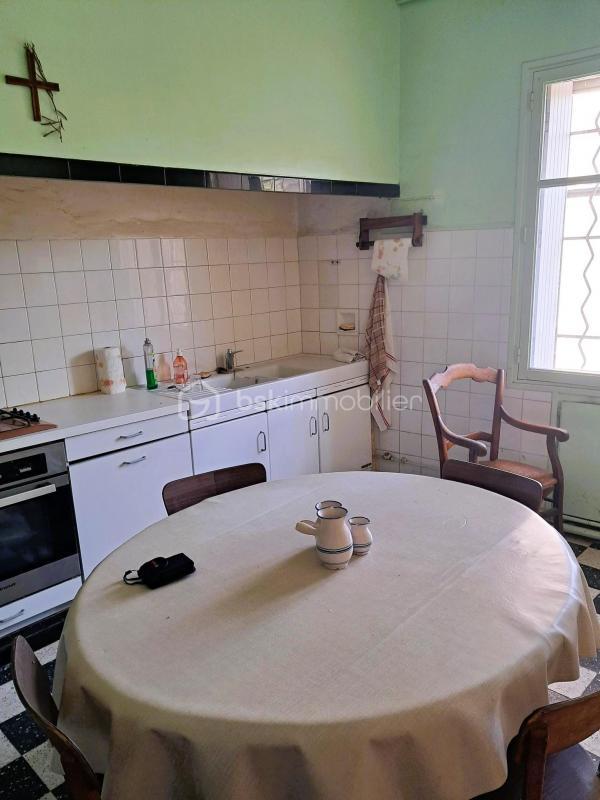 Demeure - 306 m² - 11 pièces