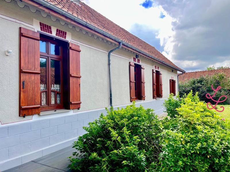 Maison - 340 m² - 10 pièces