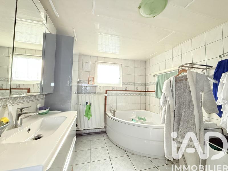 Maison - 144 m² - 4 pièces