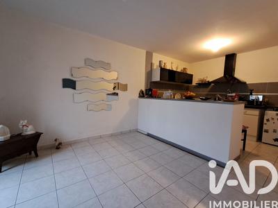 Appartement - 77 m² - 3 pièces