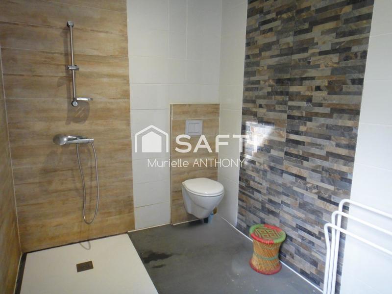 Propriété - 268 m² - 7 pièces