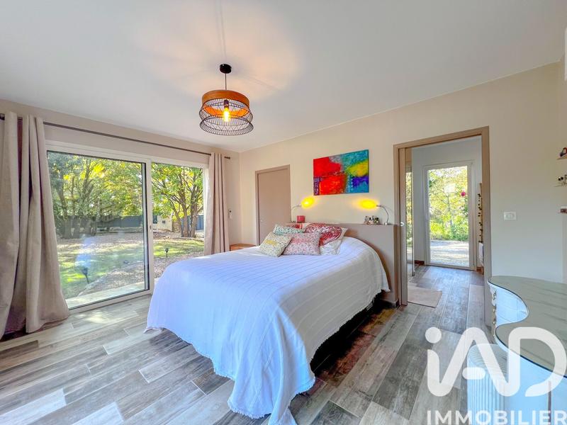 Maison - 185 m² - 5 pièces