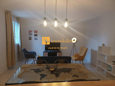 Appartement - 77 m² - 1 pièce