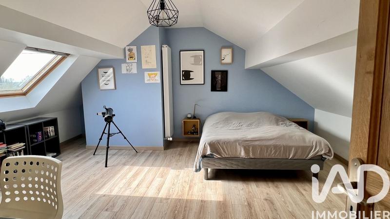 Maison - 200 m² - 6 pièces