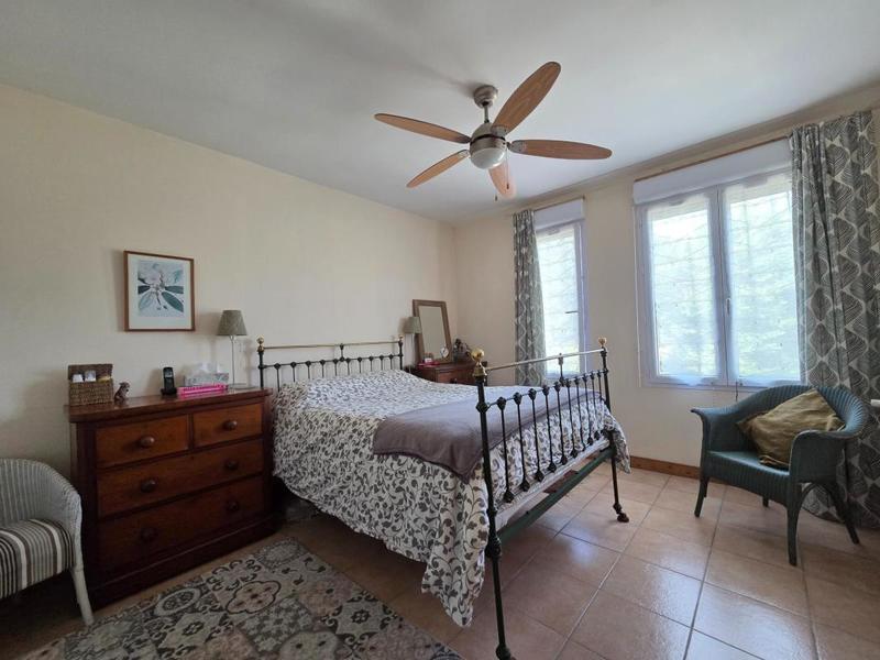 Maison - 150 m² - 9 pièces