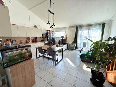 Appartement - 91 m² - 5 pièces