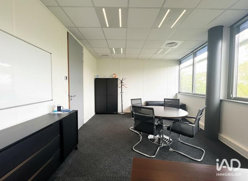 Bureau - 201 m²