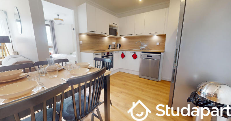 Chambre - 14 m² - 1 pièce