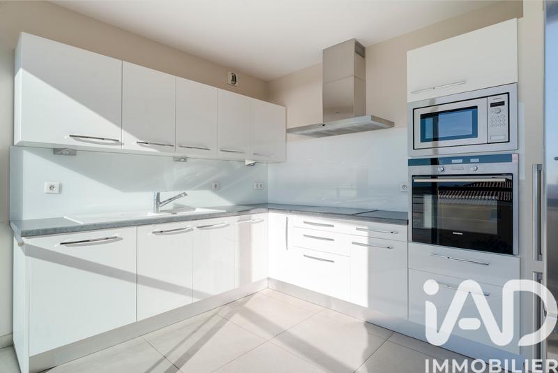 Appartement - 110 m² - 4 pièces