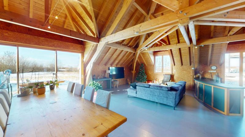 Maison - 206 m² - 5 pièces