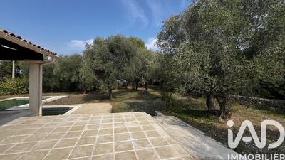 Maison - 93 m² - 5 pièces