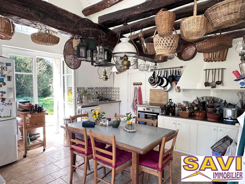 Maison - 188 m² - 8 pièces