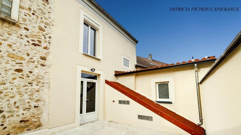 Maison - 106 m² - 6 pièces