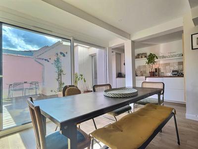 Maison - 120 m² - 4 pièces