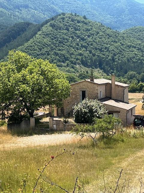 Maison en pierre - 88 m² - 3 pièces