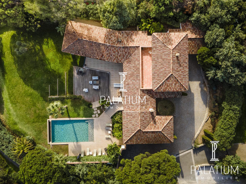 Villa - 500 m² - 14 pièces