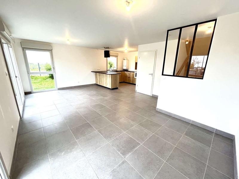 Appartement - 80 m² - 5 pièces