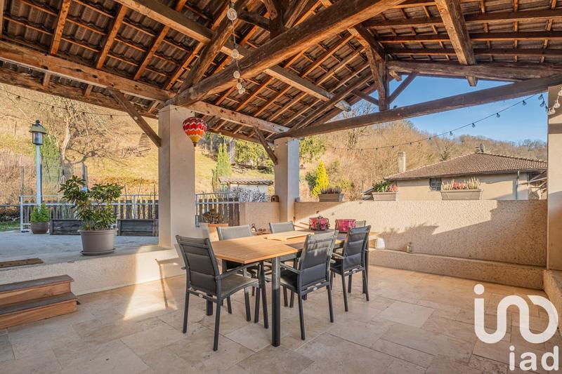 Maison de village - 174 m² - 10 pièces