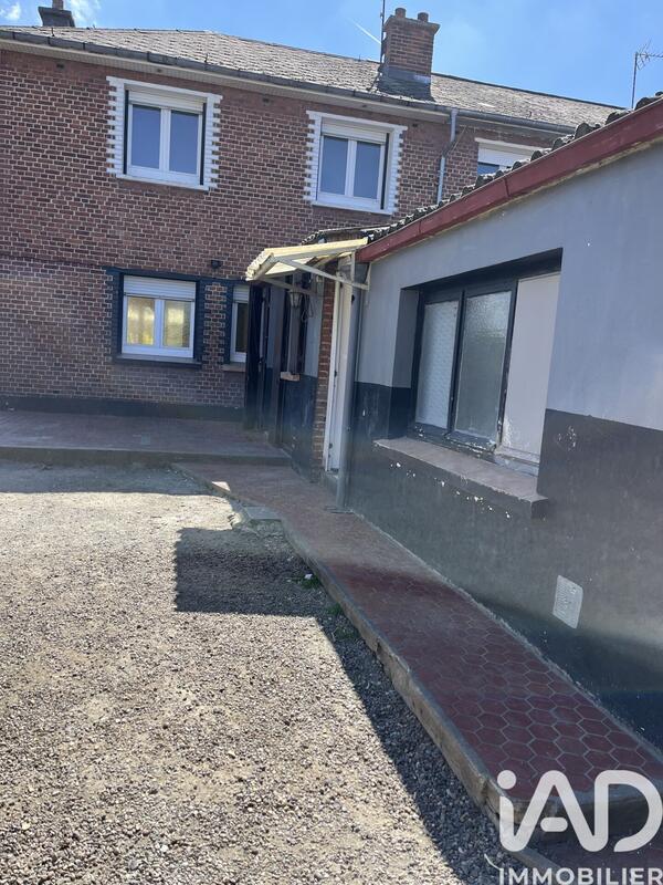 Maison - 83 m² - 4 pièces