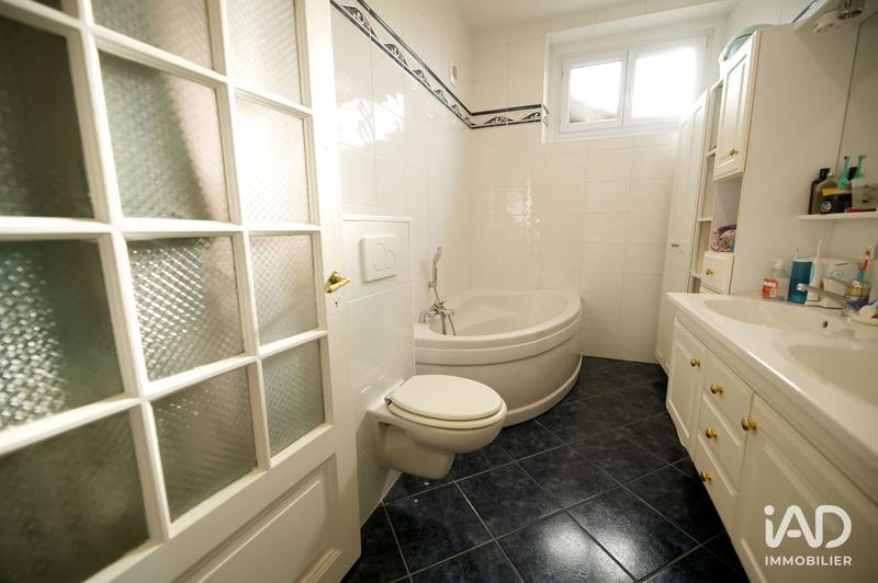 Appartement - 183 m² - 5 pièces