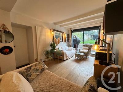 Maison - 107 m² - 6 pièces