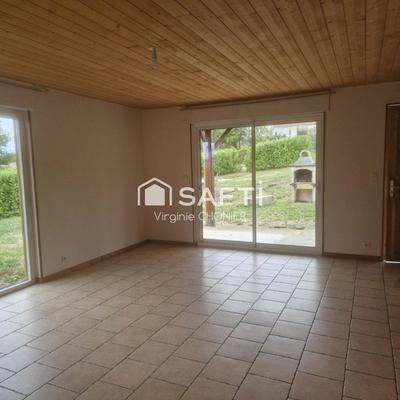 Maison - 86 m² - 4 pièces
