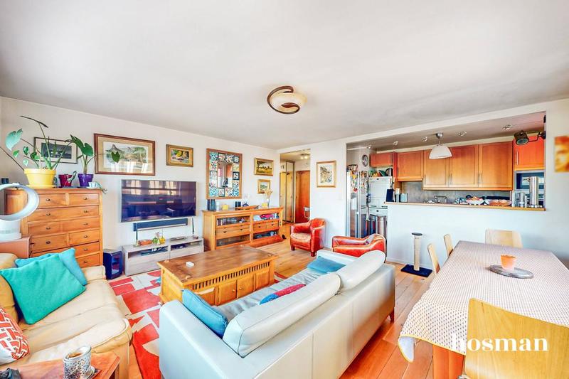 Appartement - 90 m² - 4 pièces