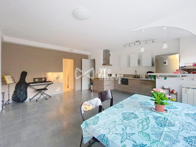 Appartement - 95 m² - 4 pièces