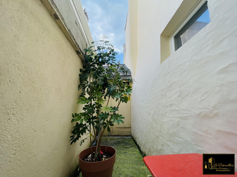 Maison - 162 m² - 8 pièces