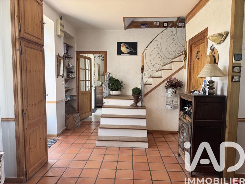 Maison - 167 m² - 6 pièces